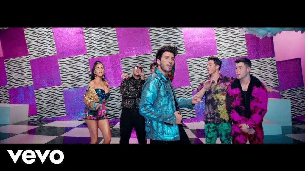 Runaway Lyrics - Sebastián Yatra, Daddy Yankee