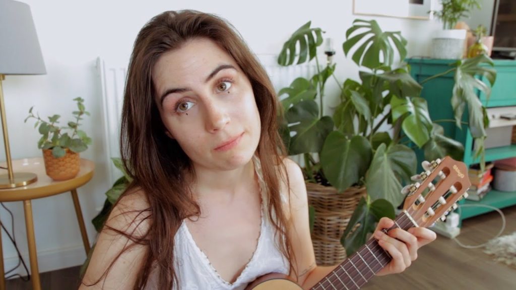 A song for a best friend Lyrics - Dodie