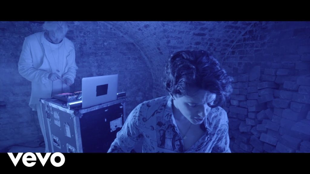 Chemicals Lyrics - The Vamps Chemicals Lyrics - The Vamps