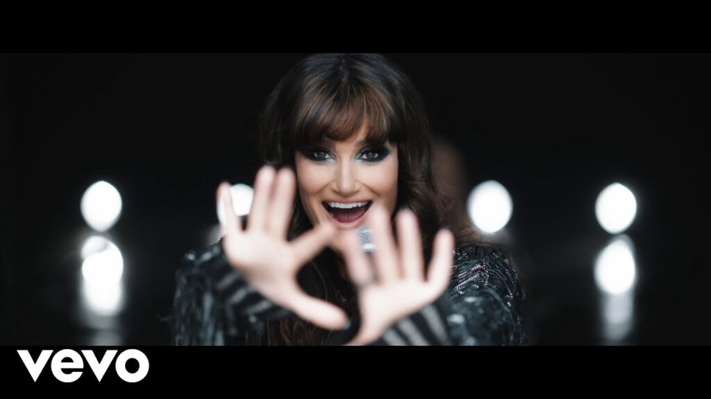 Dream Girl Lyrics - Idina Menzel & Cinderella
