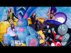 Loco (English Translations) Lyrics – ITZY