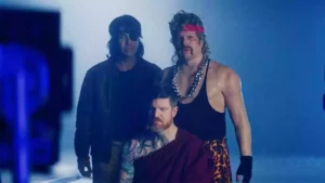 Hold Me Like A Grudge Lyrics - Fall Out Boy 
