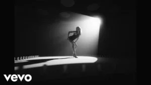 RIVER LYRICS - MILEY CYRUS 